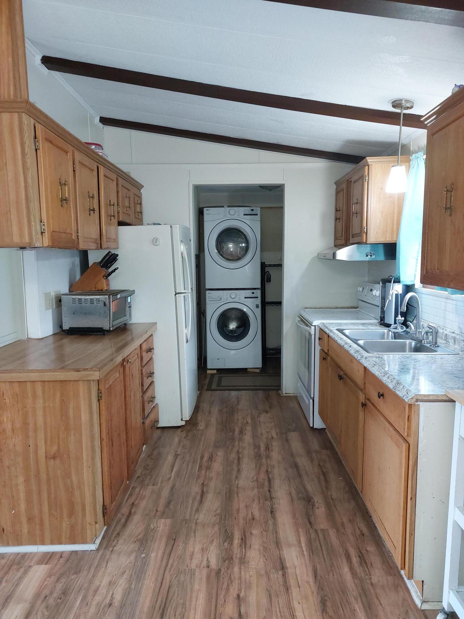 23 Alder Park Road China, ME 04358 - Photo 5 of 21 20240724_140211