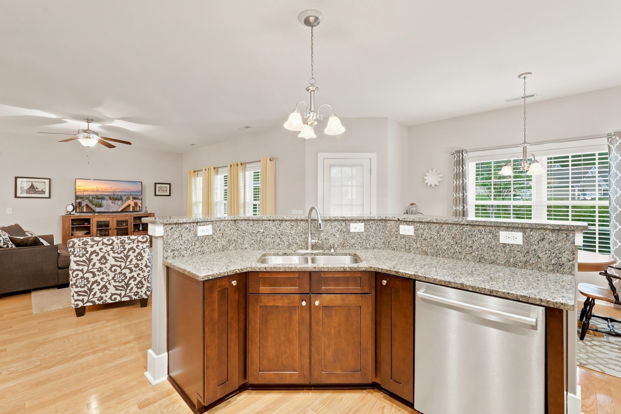 281 Outboard Drive Murrells Inlet, SC 29576 - Photo 8 of 43