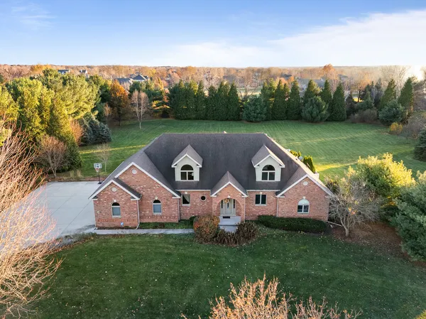 $575,000 | 3218 Woodhaven Drive, Bourbonnais, IL 60914