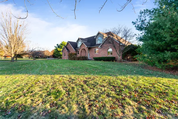 $575,000 | 3218 Woodhaven Drive, Bourbonnais, IL 60914