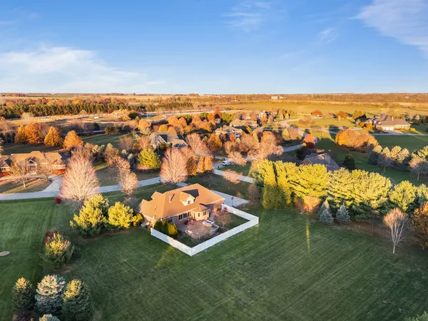 $575,000 | 3218 Woodhaven Drive, Bourbonnais, IL 60914
