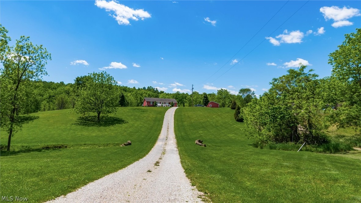 60145 Bliss Road New Concord, OH 43762 - Photo 5 of 49