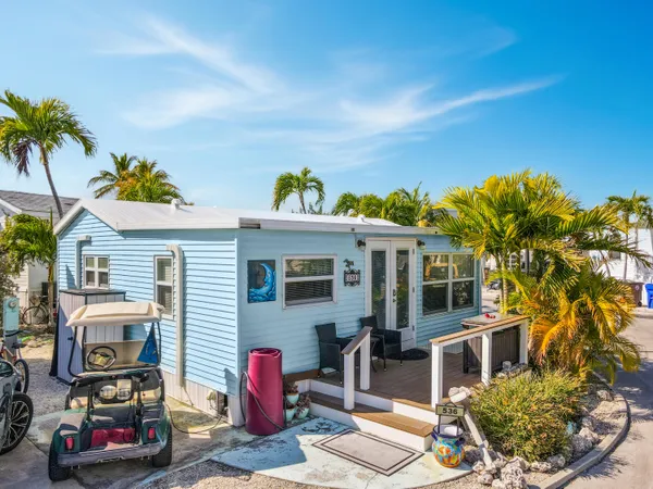 $350,000 | 701 Spanish Main Drive, Unit 536, Cudjoe, FL 33042