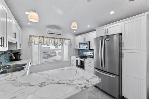 $350,000 | 701 Spanish Main Drive, Unit 536, Cudjoe, FL 33042