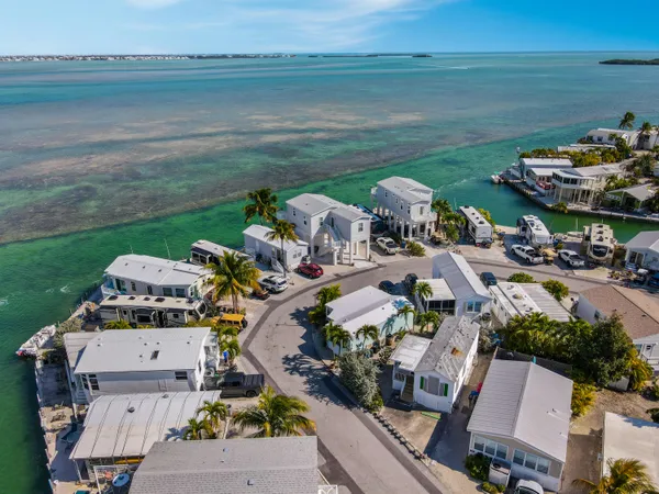 $350,000 | 701 Spanish Main Drive, Unit 536, Cudjoe, FL 33042