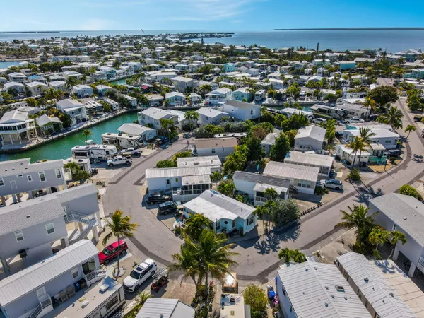 $350,000 | 701 Spanish Main Drive, Unit 536, Cudjoe, FL 33042