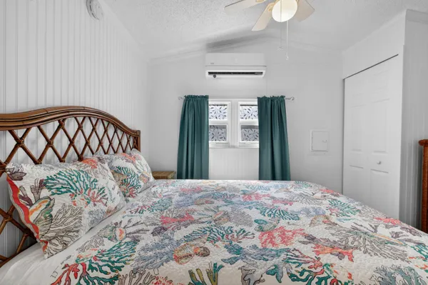 $350,000 | 701 Spanish Main Drive, Unit 536, Cudjoe, FL 33042