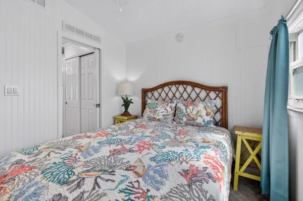 $350,000 | 701 Spanish Main Drive, Unit 536, Cudjoe, FL 33042