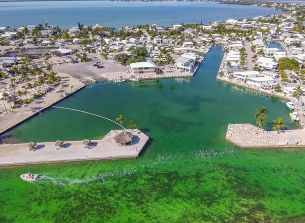 $350,000 | 701 Spanish Main Drive, Unit 536, Cudjoe, FL 33042