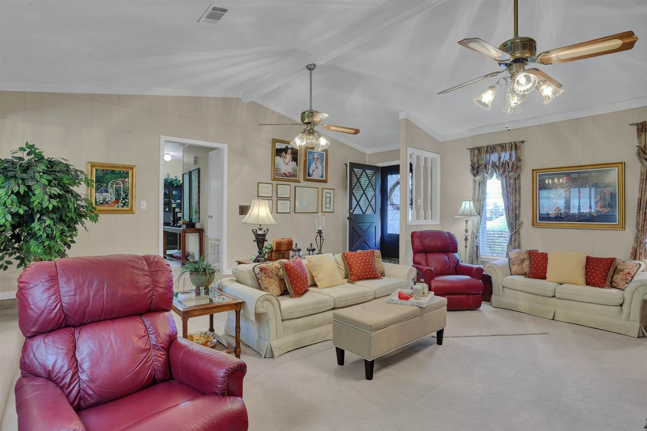 182 Fern Valley Road Brandon, MS 39042 - Photo 4 of 21 Photo 4