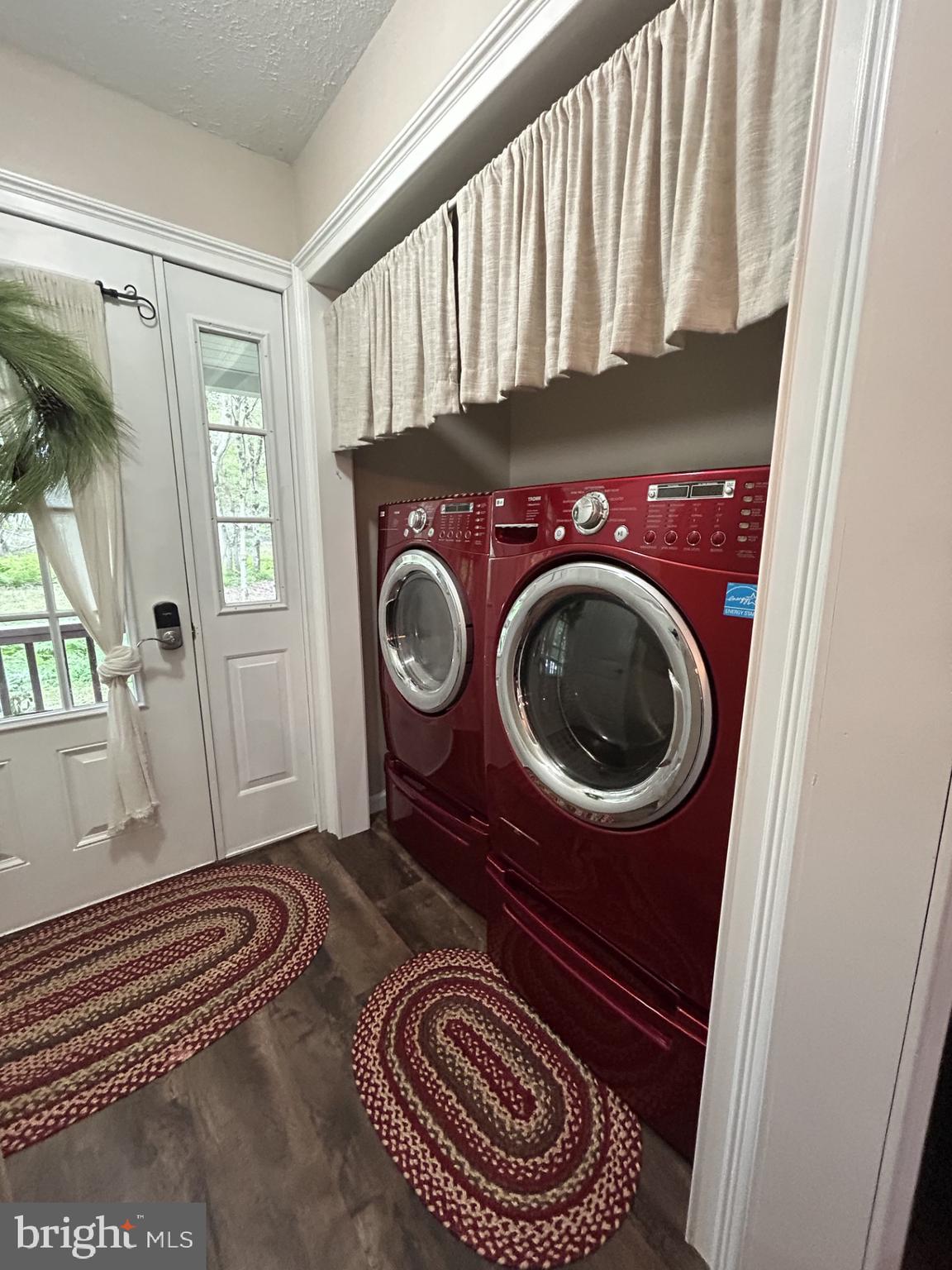 14 Minnie Ha-Ha Road Albrightsville, PA 18210 - Photo 30 of 34 a view of washer and dryer in a utility room