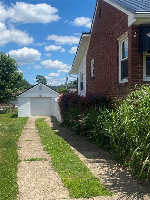 108 Federal Street Perryopolis, PA 15473 - Photo 3 of 22