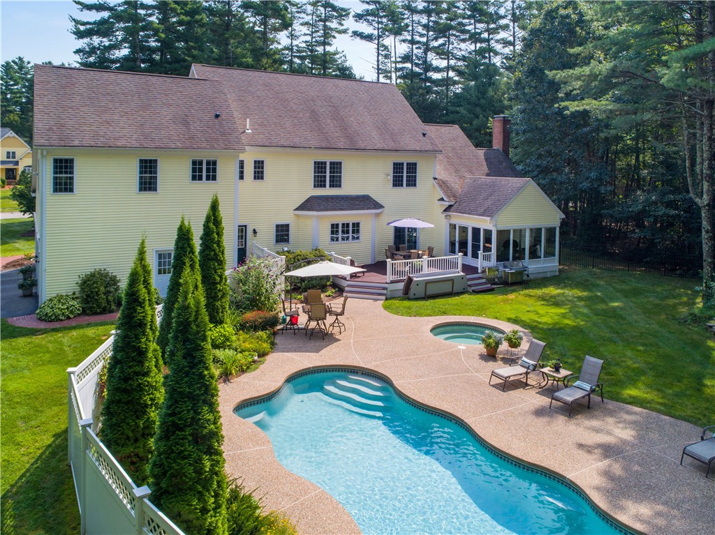 5 Riverbend Road Upton, MA 01568 - Photo 32 of 40 Gallery Image 32