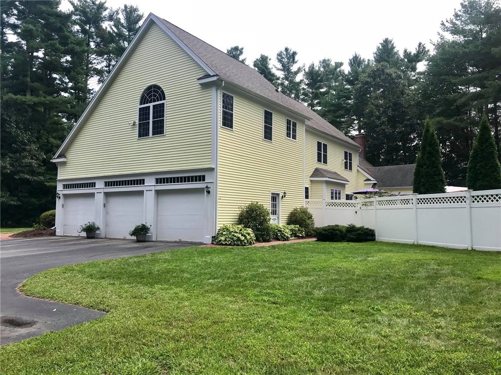5 Riverbend Road Upton, MA 01568 - Photo 36 of 40 Gallery Image 36