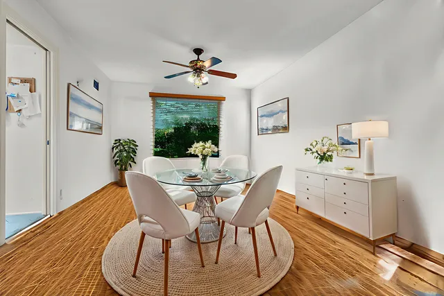 $525,000 | 32381 North Forest Drive, Grayslake, IL 60030