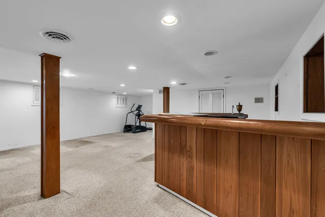 $525,000 | 32381 North Forest Drive, Grayslake, IL 60030