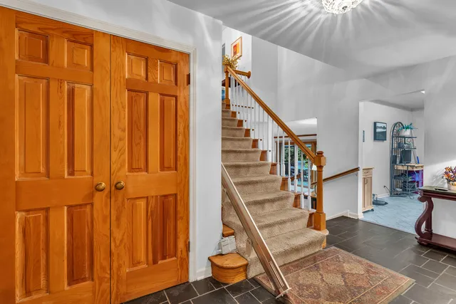 $525,000 | 32381 North Forest Drive, Grayslake, IL 60030