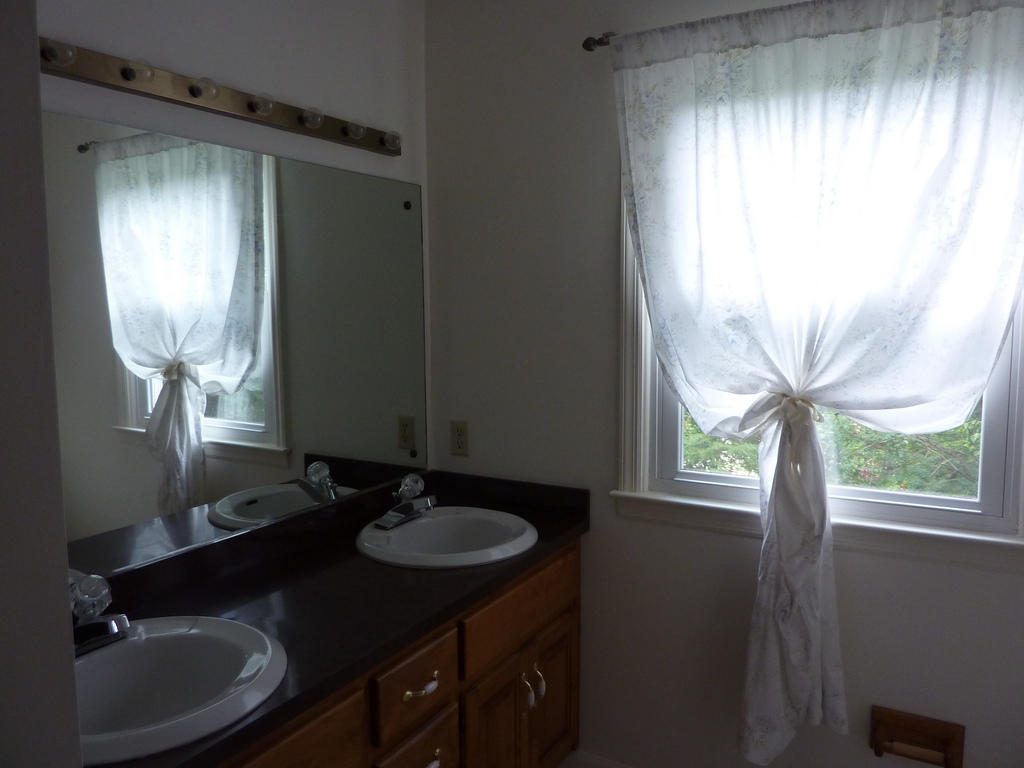 1127 West Outer Drive Oak Ridge, TN 37830 - Photo 14 of 22 4980790190_1158ef18ec_b