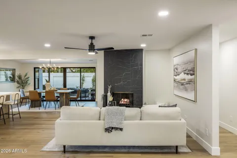 $1,350,000 | 3023 North 49th Street, Phoenix, AZ 85018