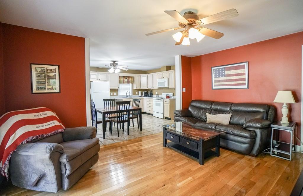 86 Killdeer Road Webster, MA 01570 - Photo 5 of 37 Gallery Image 5