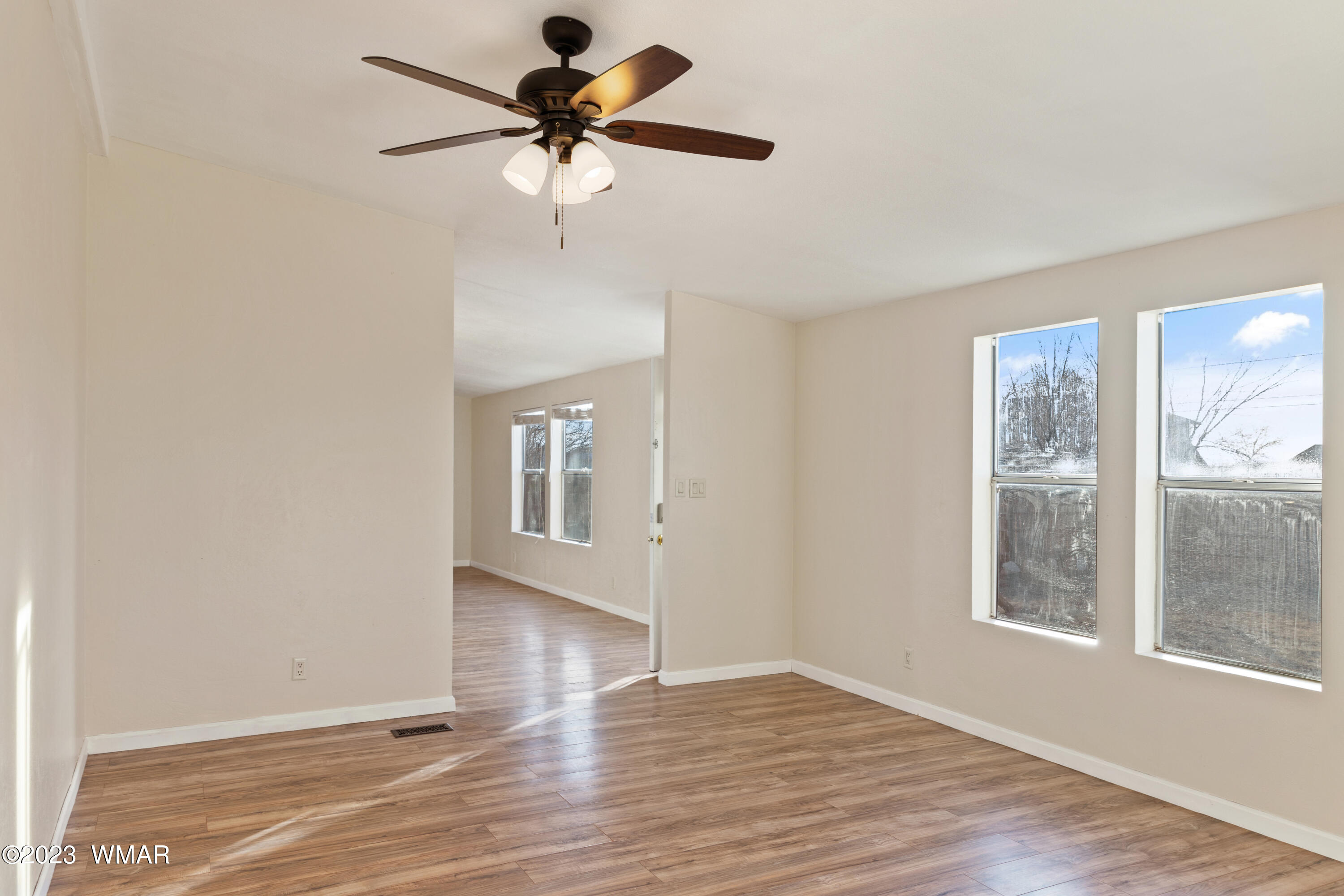 1496 French Road Winslow, AZ 86047 - Photo 11 of 35