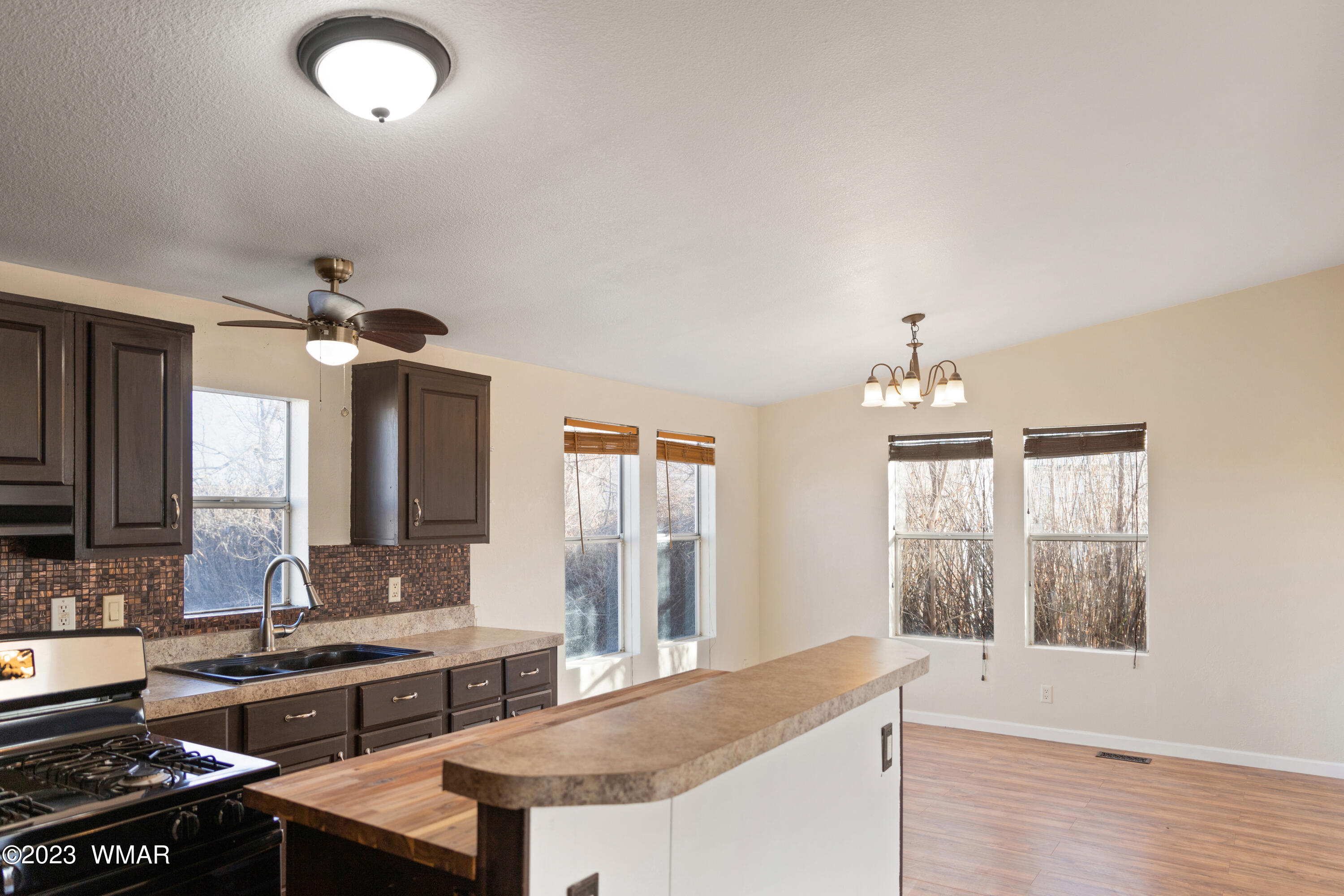 1496 French Road Winslow, AZ 86047 - Photo 20 of 35