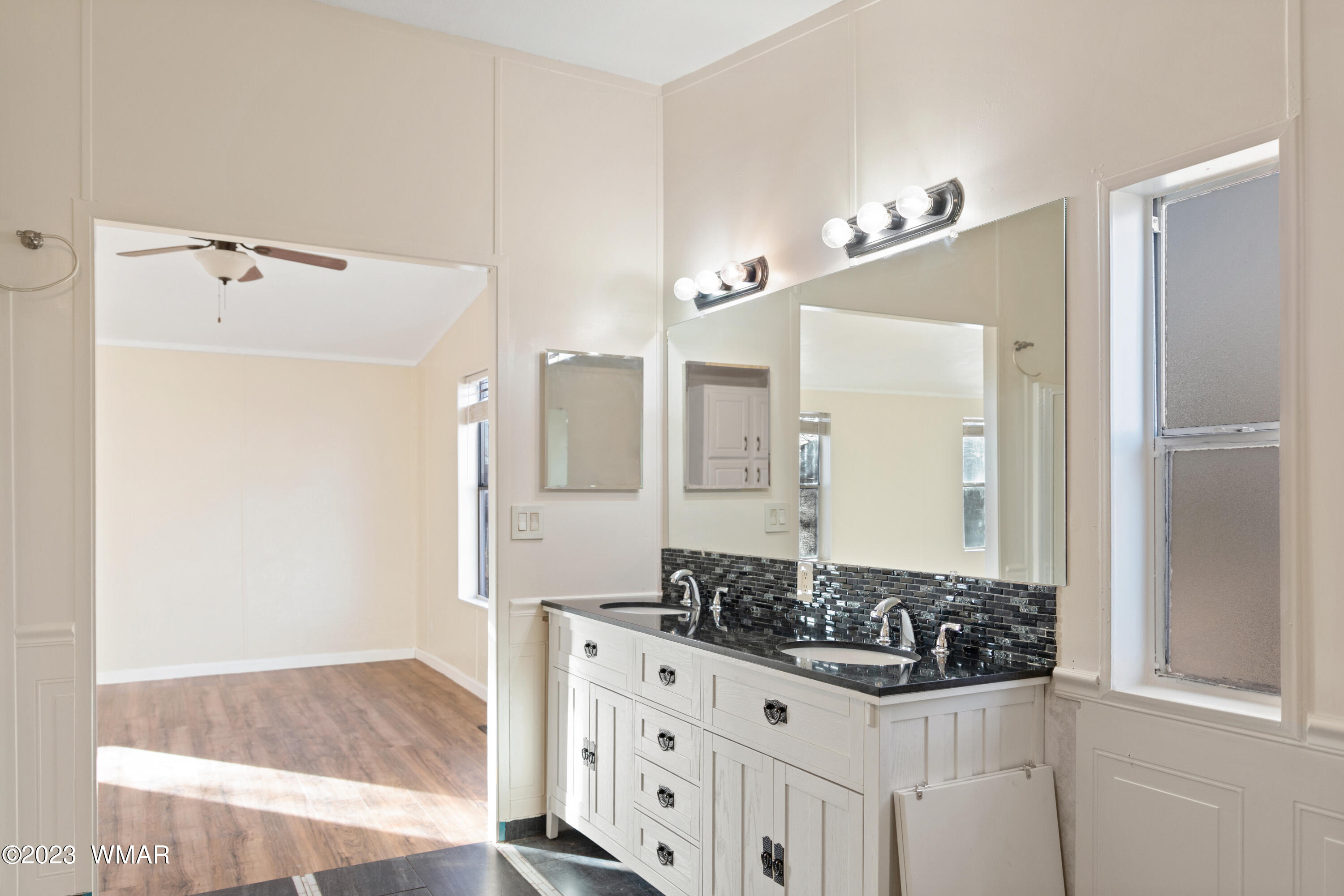 1496 French Road Winslow, AZ 86047 - Photo 26 of 35