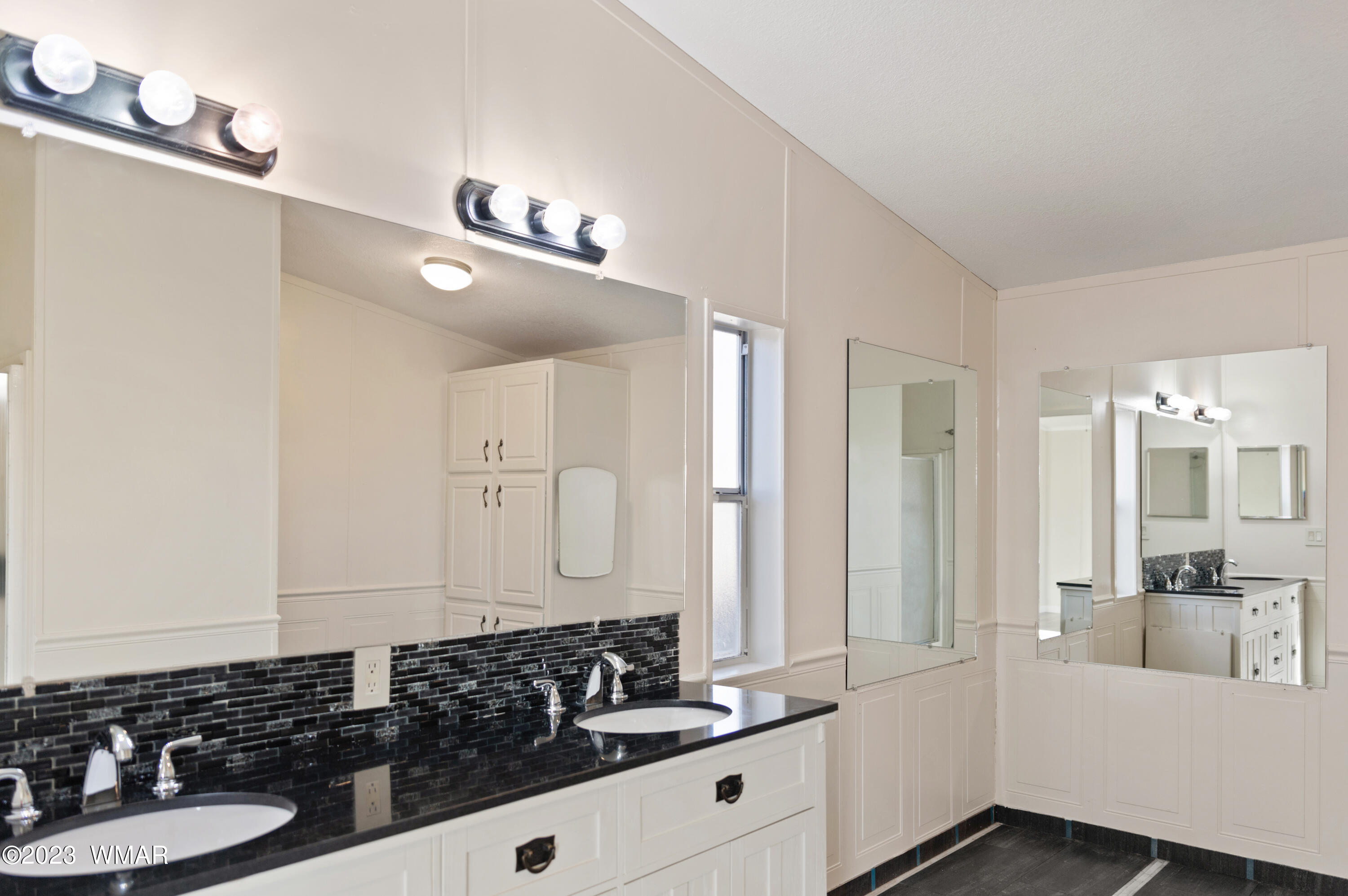 1496 French Road Winslow, AZ 86047 - Photo 28 of 35