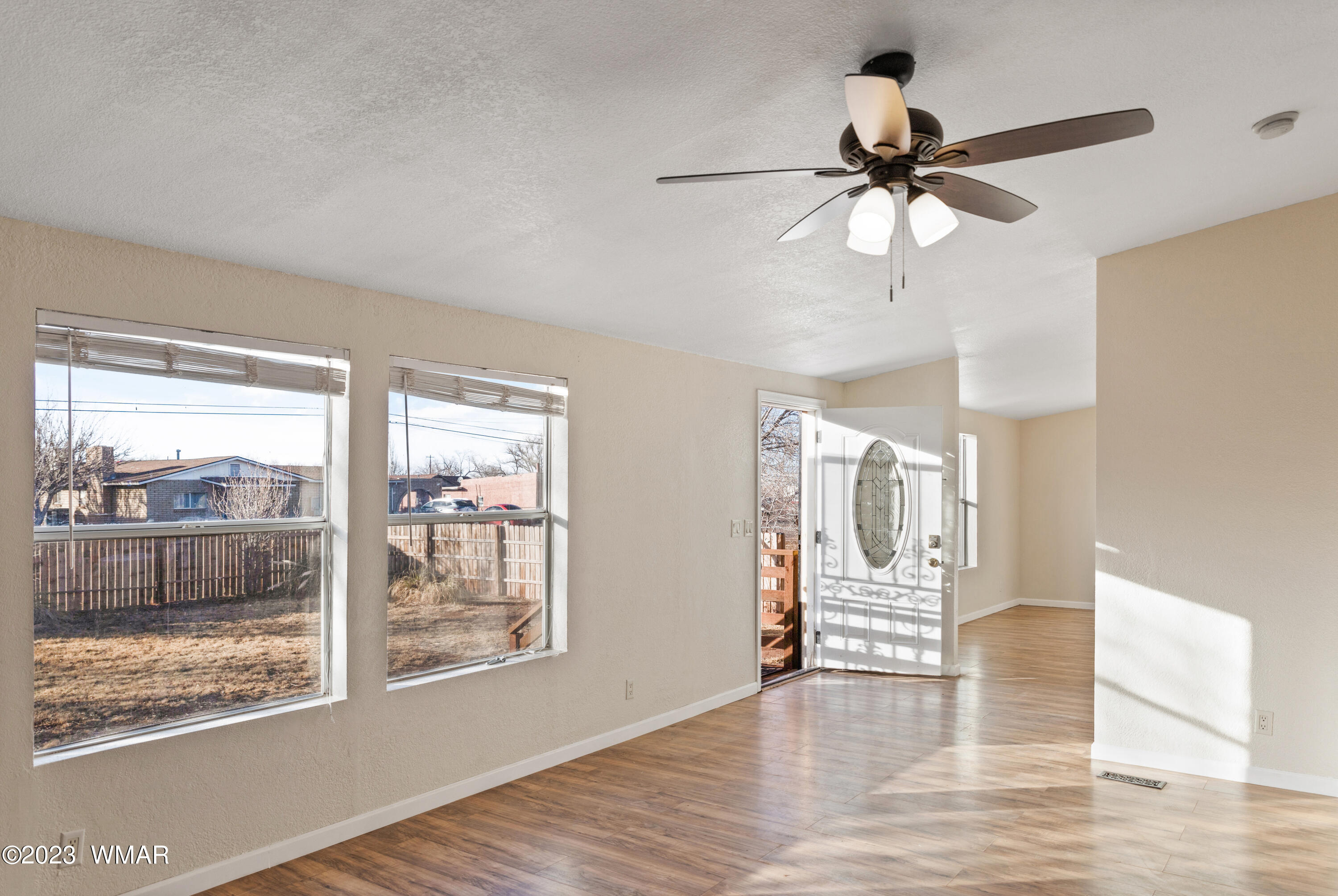 1496 French Road Winslow, AZ 86047 - Photo 5 of 35