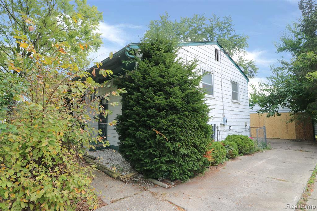 6212 Fleming Road Flint, MI 48504 - Photo 19 of 20 Gallery Image 19