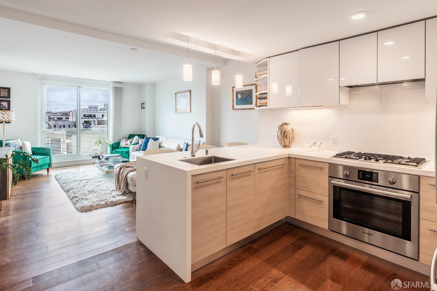 555 Fulton St Unit 427