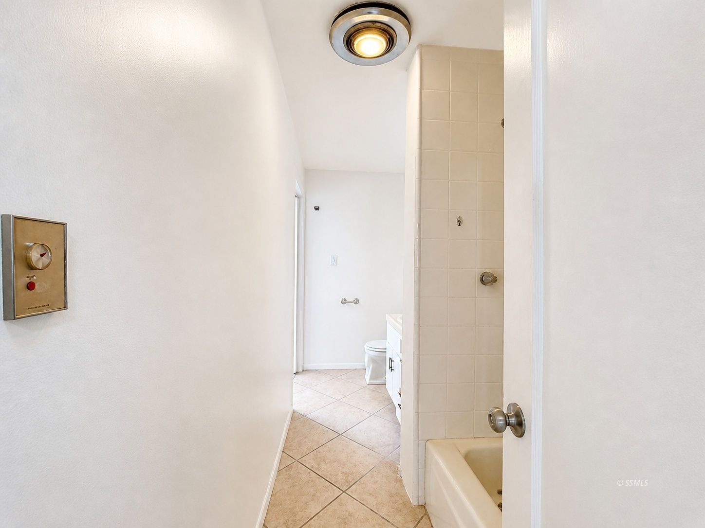 325 North Sanders Street Ridgecrest, CA 93555 - Photo 6 of 25