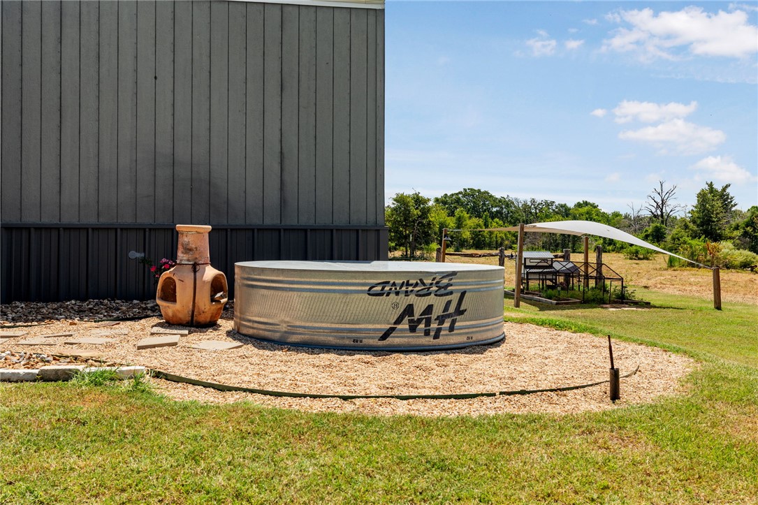 995 Diserens Road North Zulch, TX 77872 - Photo 13 of 41 Gallery Image 13