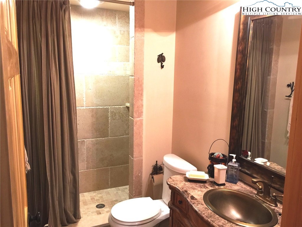 228 Skiview Road Seven Devils, NC 28604 - Photo 13 of 18 Gallery Image 13