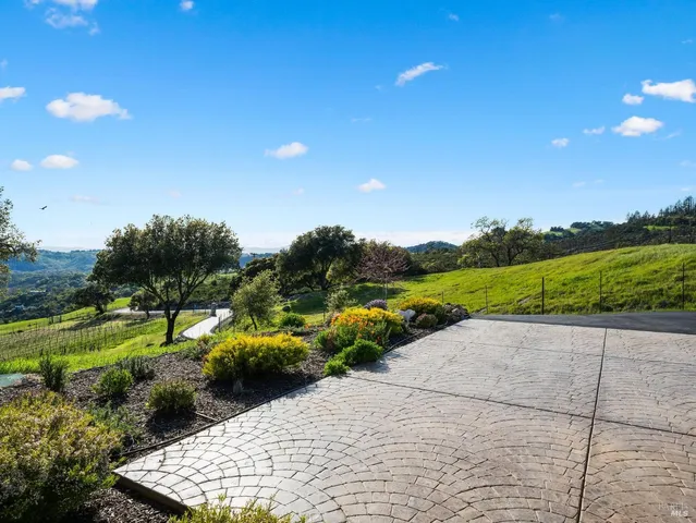 $2,950,000 | 3900 Franz Valley Road, Santa Rosa, CA 95404