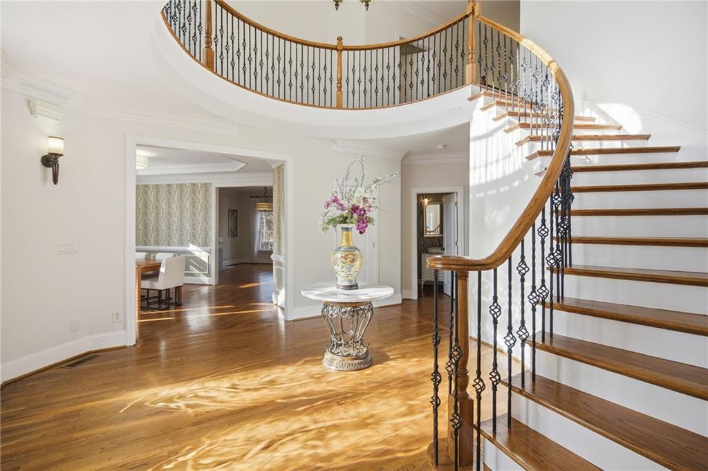 715 Crown Cove Milton, GA 30004 - Photo 7 of 102