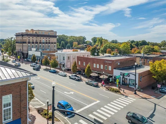 $1,375,000 | 715 Crown Cove, Milton, GA 30004