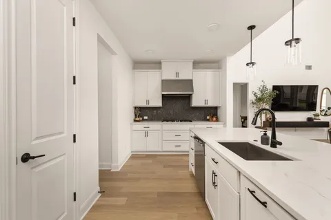 $1,090,000 | 2132 Cavara Cove, Leander, TX 78641