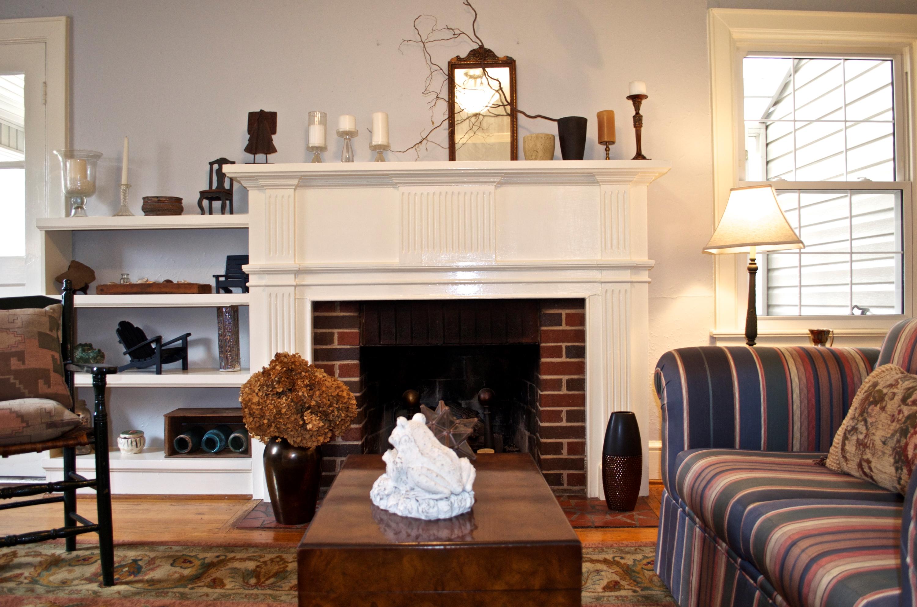 3006 Corbieshaw Road Southwest Roanoke, VA 24015 - Photo 11 of 47 Fireplace in Living Room