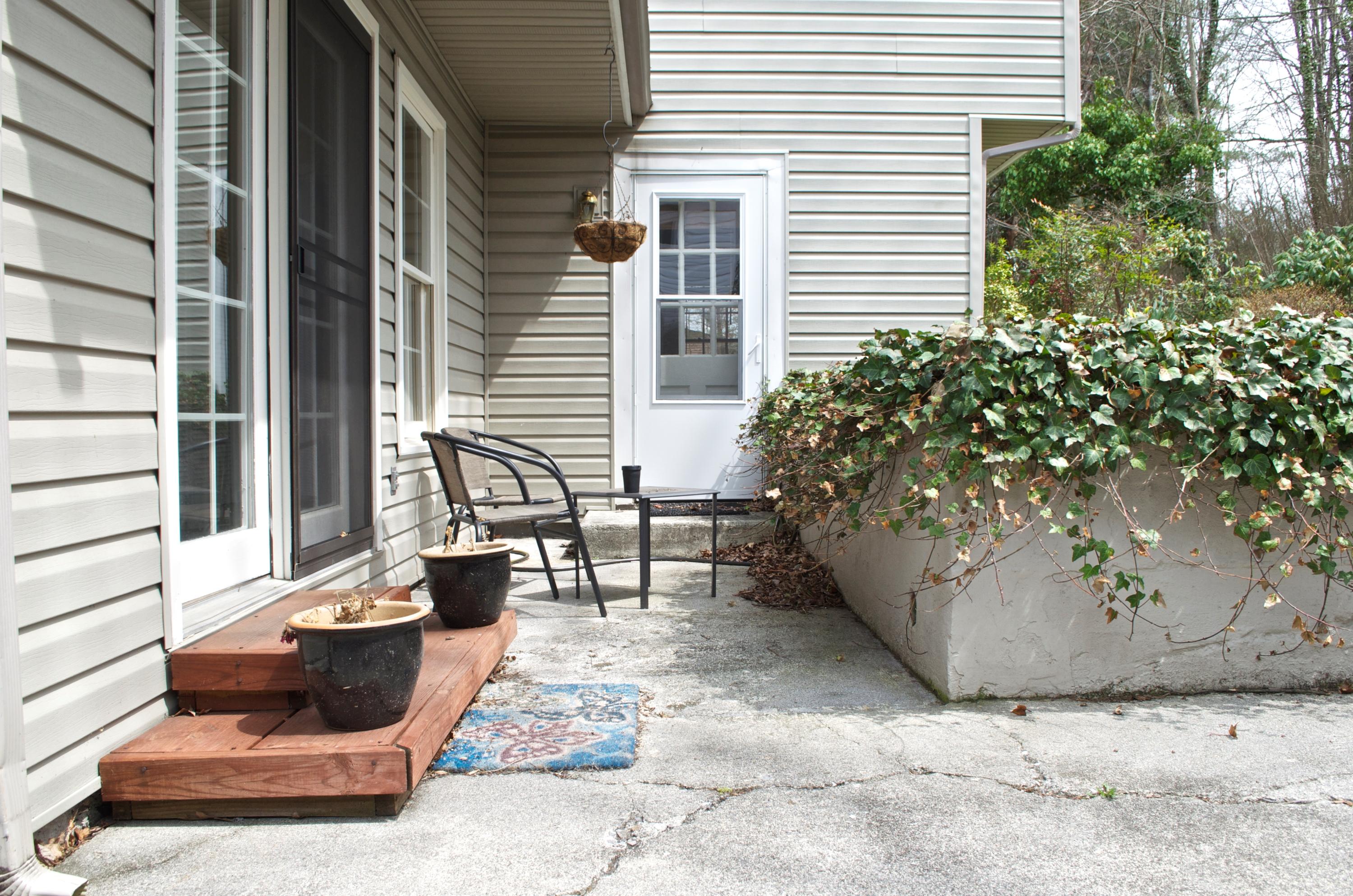 3006 Corbieshaw Road Southwest Roanoke, VA 24015 - Photo 42 of 47 Patio Area off Kitchen