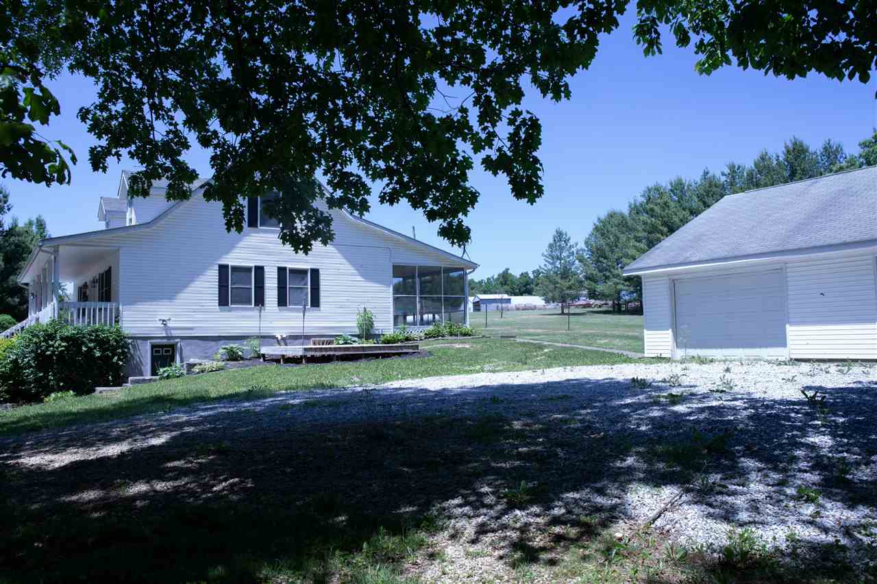 653 Arthur Road Springville, IN 47462 - Photo 3 of 29