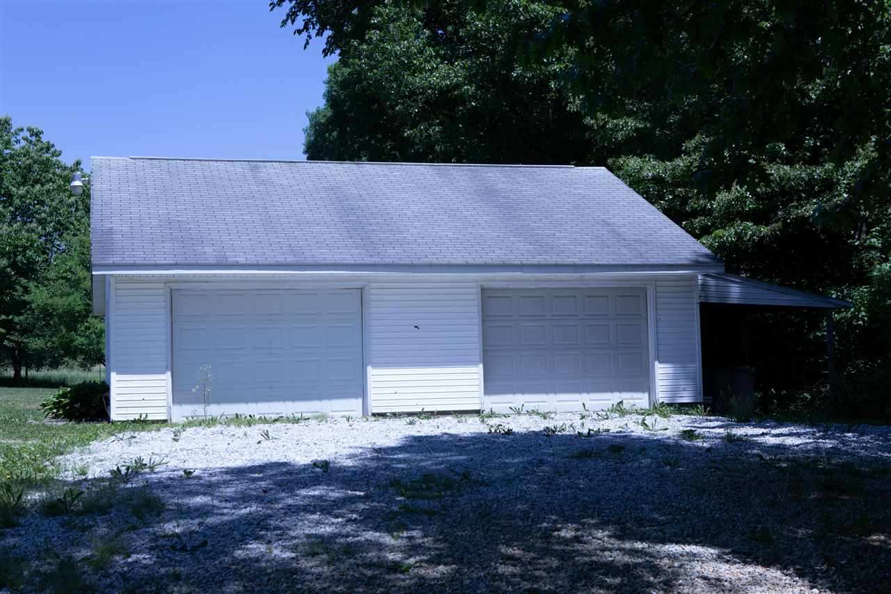 653 Arthur Road Springville, IN 47462 - Photo 4 of 29
