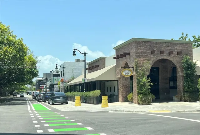 $2,000 | 1012 Southwest 4th Avenue, Unit 3, Miami, FL 33130