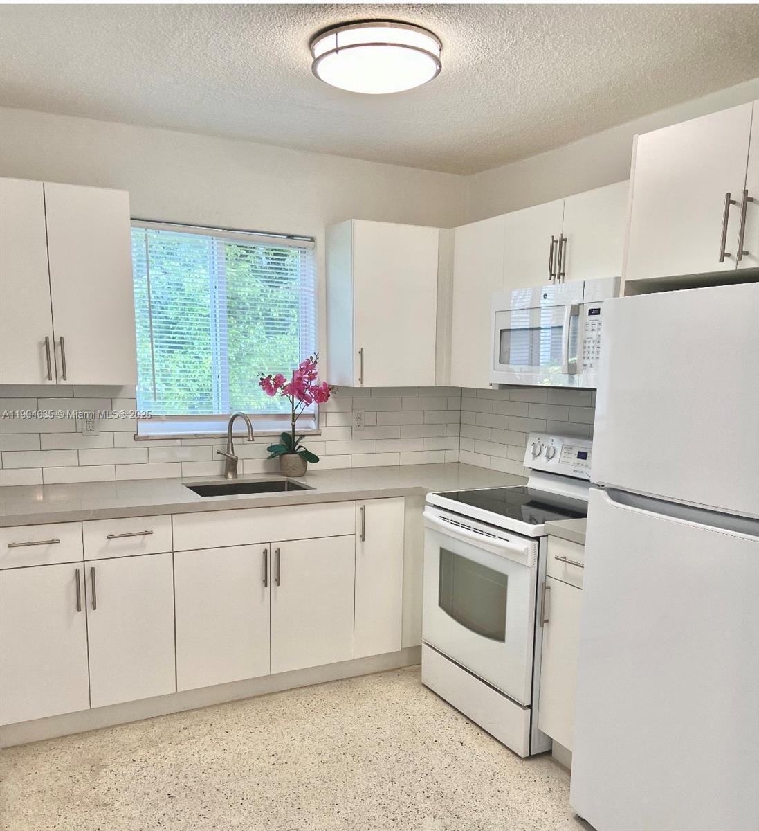 1012 Southwest 4th Avenue, Unit 3 Miami, FL 33130 - Photo 3 of 13