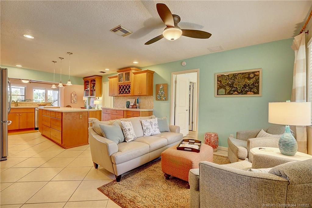 649 Southwest Linden Street Stuart, FL 34997 - Photo 11 of 41 Gallery Image 11