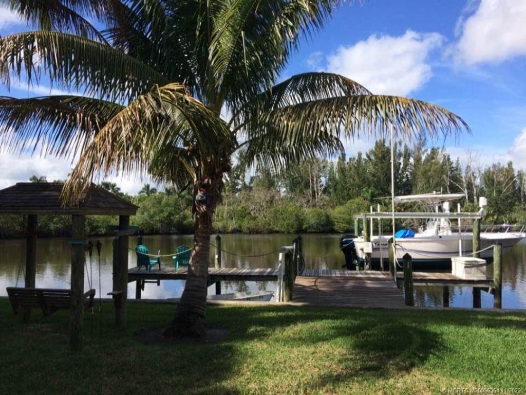 649 Southwest Linden Street Stuart, FL 34997 - Photo 6 of 41 Gallery Image 6