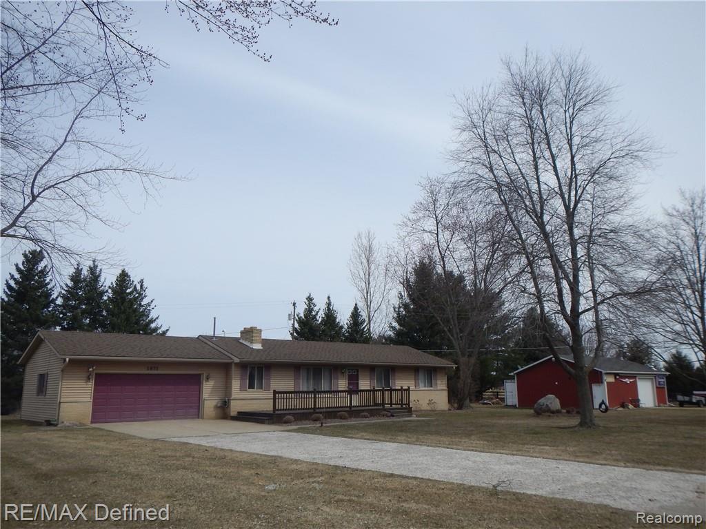 1871 Peppermill Road Lapeer, MI 48446 - Photo 2 of 31 DSCN7374.JPG