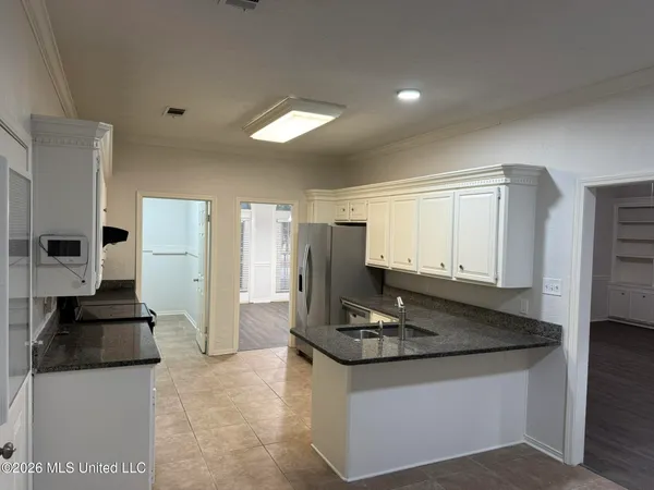 $2,527 | 600 Bay Pointe Lane, Brandon, MS 39047