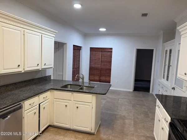 $2,527 | 600 Bay Pointe Lane, Brandon, MS 39047