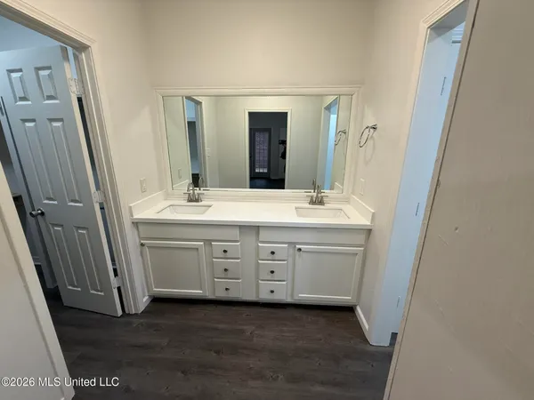 $2,527 | 600 Bay Pointe Lane, Brandon, MS 39047